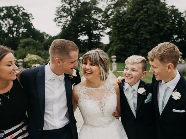 Ben and Anna&apos;s Wedding in Woburn, Buckinghamshire 30