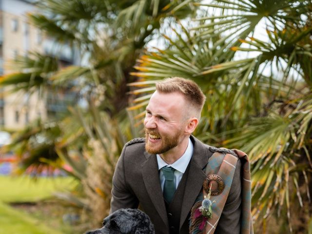 Jonny  and Becca 's Wedding in Paisley, Central &amp; Glasgow 5