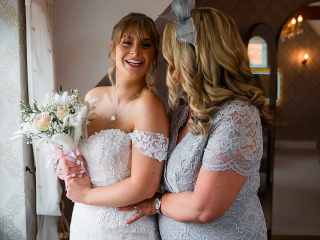Courtney and Emily&apos;s Wedding in Cambridge, Cambridgeshire 19