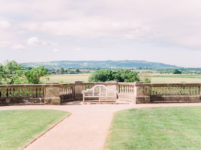 Niall and Caroline&apos;s Wedding in Evesham, Worcestershire 5