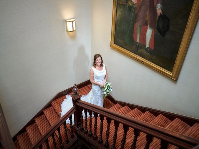 Diane and Adrian&apos;s Wedding in Dunblane, Perthshire 4