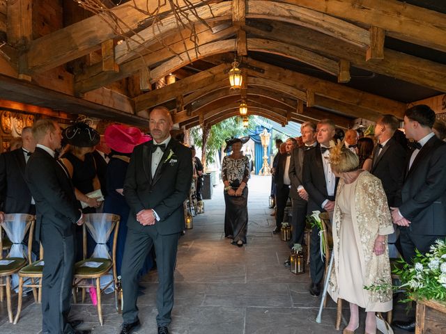 Dawn and Mark's Wedding in Alnwick, Northumberland 51