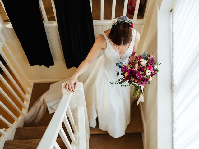 Groom and Bride&apos;s Wedding in Royston, Cambridgeshire 20