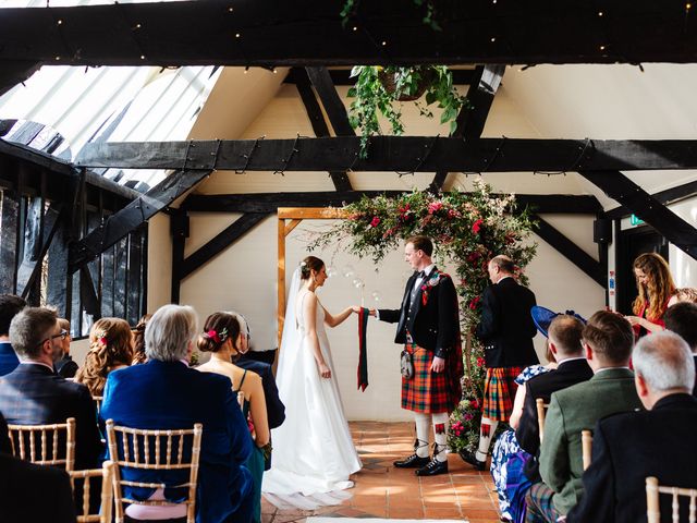 Groom and Bride&apos;s Wedding in Royston, Cambridgeshire 27