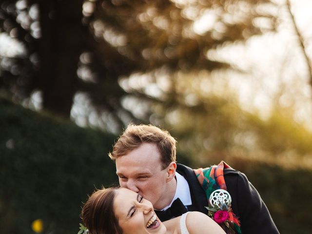 Groom and Bride&apos;s Wedding in Royston, Cambridgeshire 2