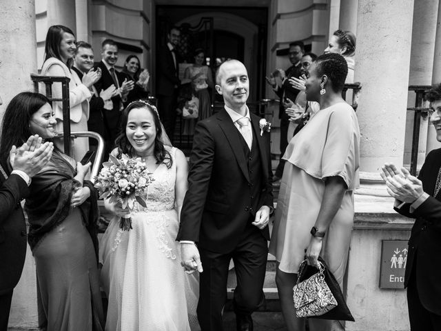 Dan and Gwen&apos;s Wedding in London - West, West London 16