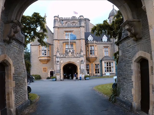 Charlotte and Fraser&apos;s Wedding in Gloucester, Gloucestershire 3