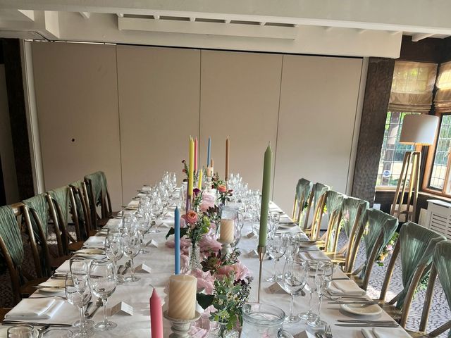 Gemma and Simon's Wedding in Kidderminster, Worcestershire 9