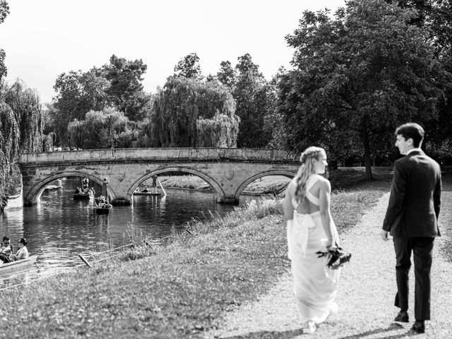 Ilias and Zoe&apos;s Wedding in Cambridge, Cambridgeshire 39