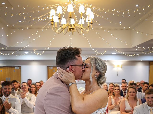 James and Lauren's Wedding in Ascot, Berkshire 3