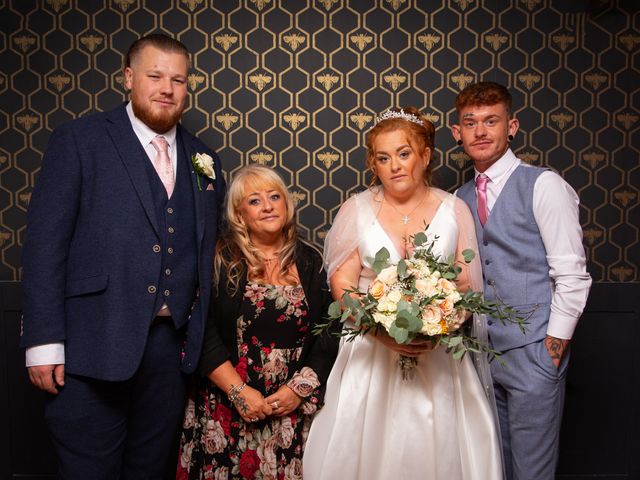 Marcus and Lisa&apos;s Wedding in Ripley, Derbyshire 9