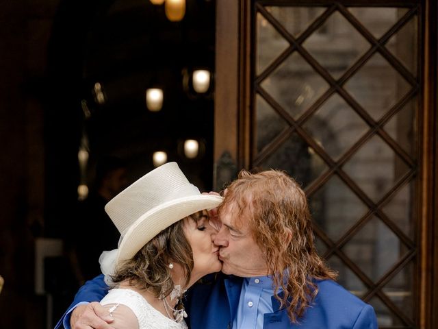 Sue and Steiner's Wedding in Hull, East Riding of Yorkshire 5