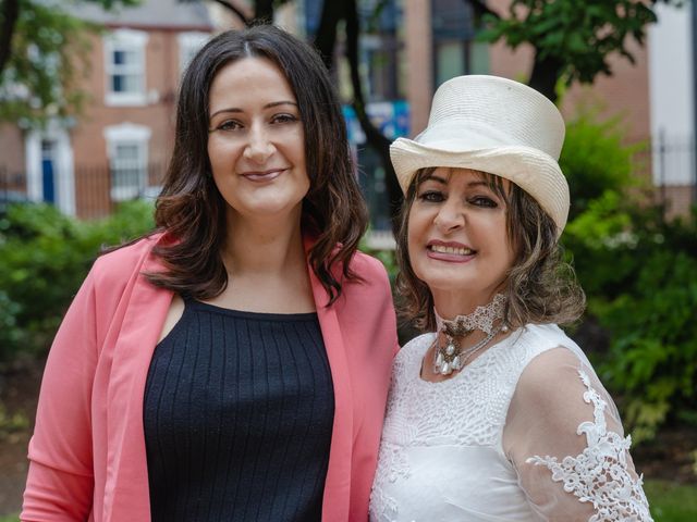Sue and Steiner's Wedding in Hull, East Riding of Yorkshire 10