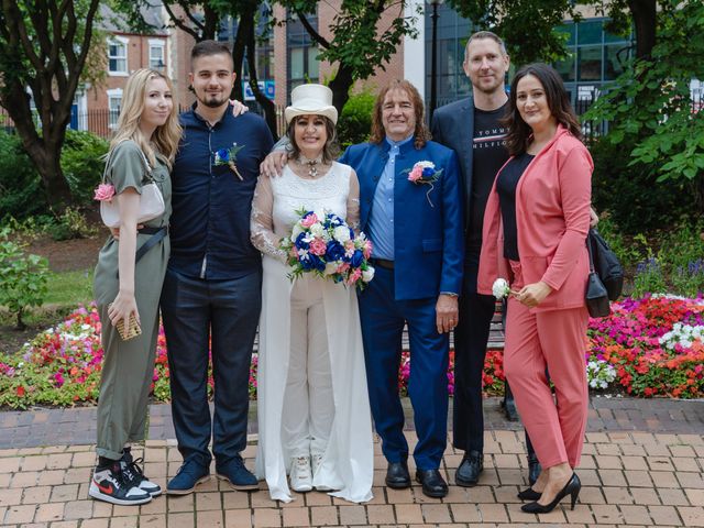 Sue and Steiner's Wedding in Hull, East Riding of Yorkshire 11