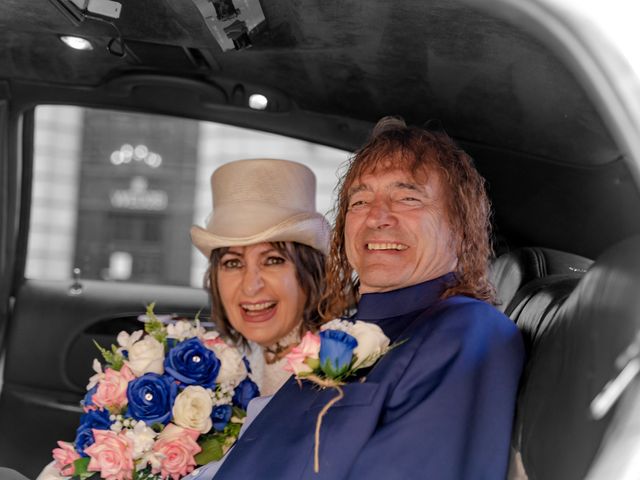 Sue and Steiner's Wedding in Hull, East Riding of Yorkshire 2