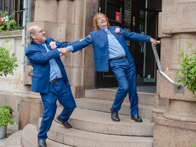 Sue and Steiner's Wedding in Hull, East Riding of Yorkshire 25