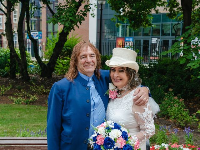 Sue and Steiner's Wedding in Hull, East Riding of Yorkshire 30