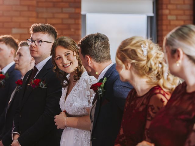 Sean and Lucy&apos;s Wedding in Bridgnorth , Shropshire 18