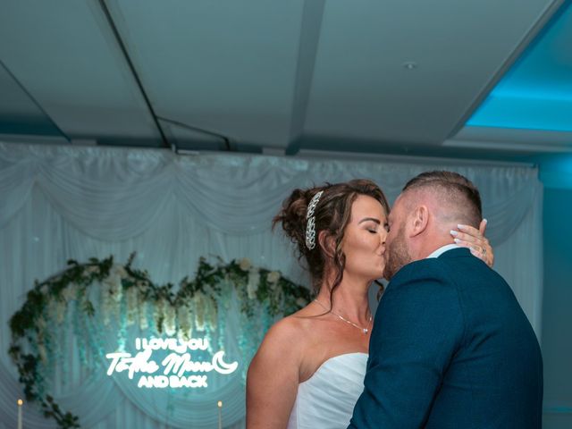 Damon and Jessica's Wedding in Thorpe Park, West Yorkshire 7