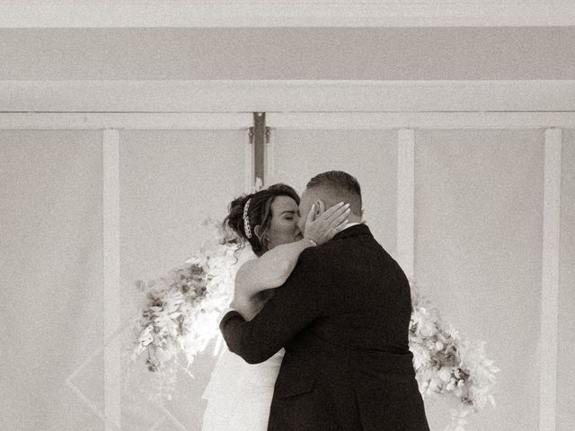 Damon and Jessica's Wedding in Thorpe Park, West Yorkshire 22