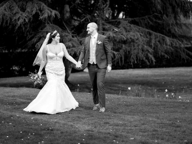 David and Katarina&apos;s Wedding in Wokingham, Berkshire 36