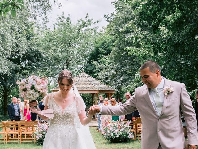 Wayne and Melissa 's Wedding in Daventry, Northamptonshire 8