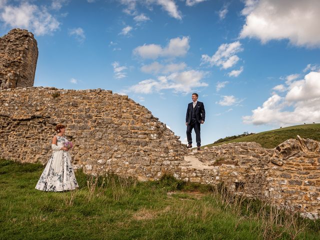 Daniel and Agnieszka&apos;s Wedding in Corfe Castle, Dorset 39