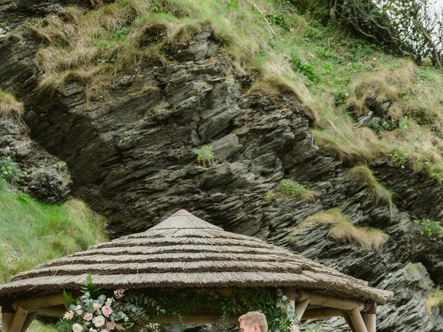 Peter and Grace&apos;s Wedding in Ilfracombe, Devon 7