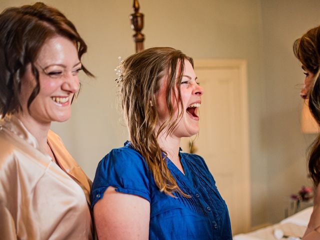 Emma and Ash&apos;s Wedding in Nottingham, Nottinghamshire 18