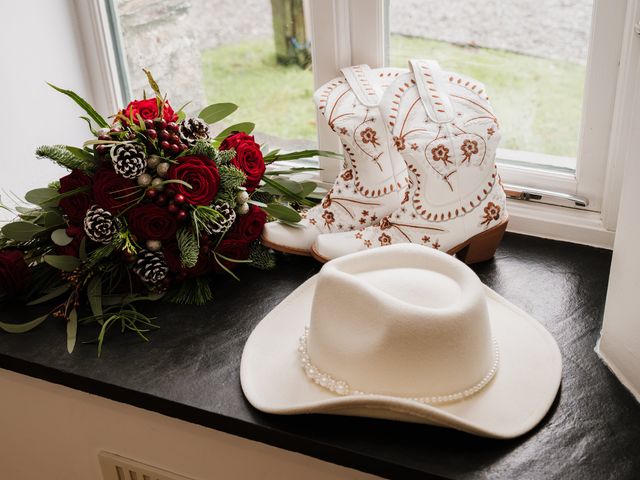 Tamsin and Tom's Wedding in Liskeard, Cornwall 17