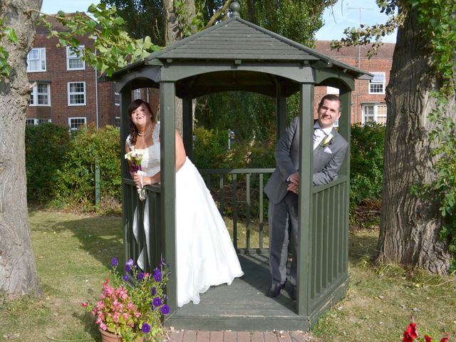 Sean and Ellis&apos;s Wedding in Welwyn Garden City, Hertfordshire 7