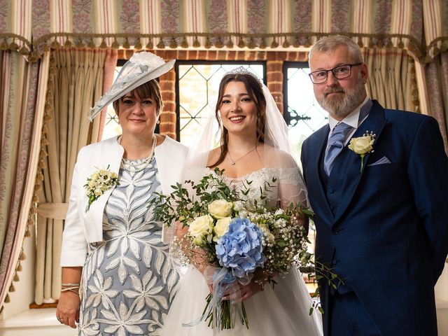 Ben and Bethany&apos;s Wedding in Ely, Cambridgeshire 18