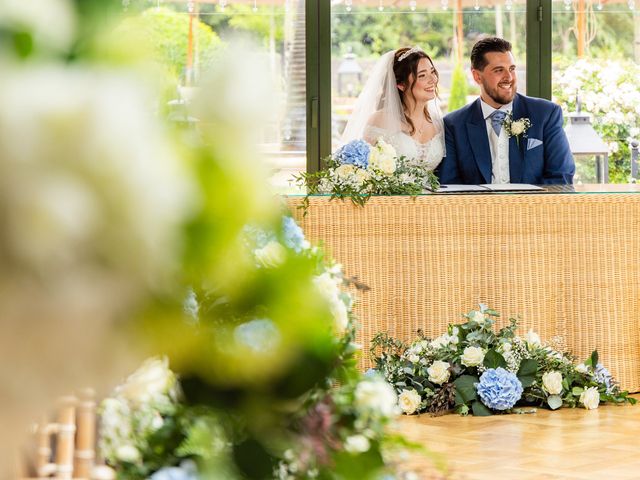 Ben and Bethany&apos;s Wedding in Ely, Cambridgeshire 27