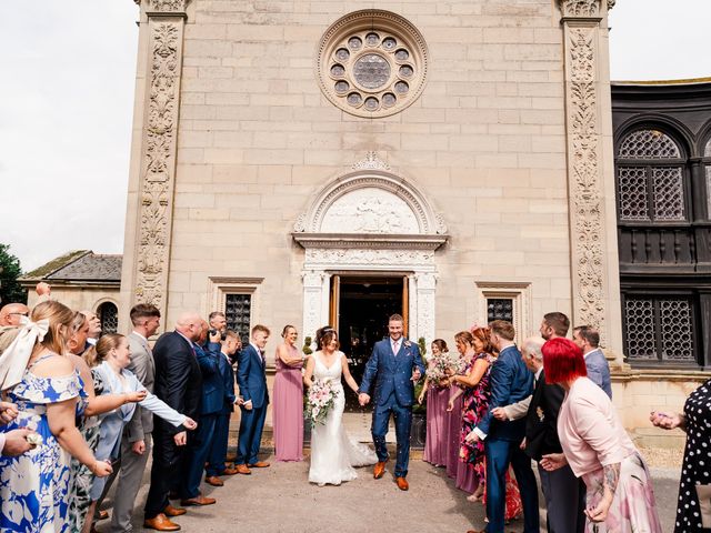 Daniel and Vikki&apos;s Wedding in Rugby, Warwickshire 17