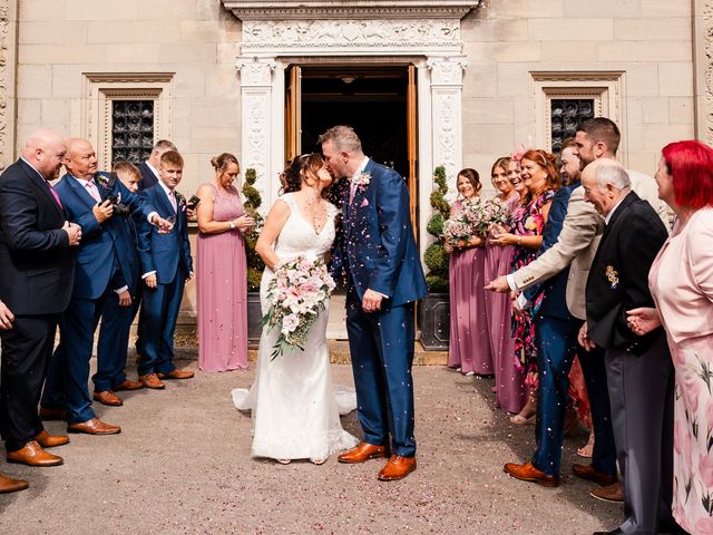 Daniel and Vikki&apos;s Wedding in Rugby, Warwickshire 18