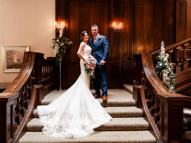Daniel and Vikki&apos;s Wedding in Rugby, Warwickshire 23