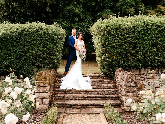 Daniel and Vikki&apos;s Wedding in Rugby, Warwickshire 29