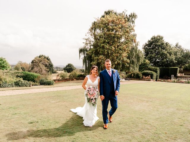 Daniel and Vikki&apos;s Wedding in Rugby, Warwickshire 36