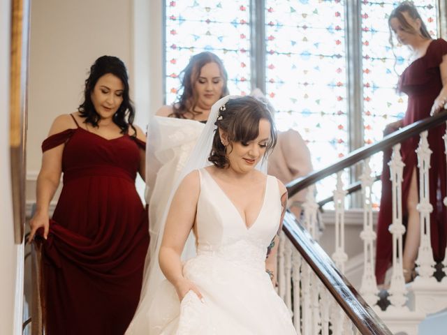 Decland and Lauren's Wedding in Gloucester, Gloucestershire 10
