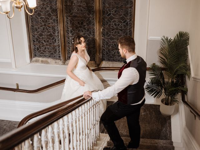 Decland and Lauren's Wedding in Gloucester, Gloucestershire 33
