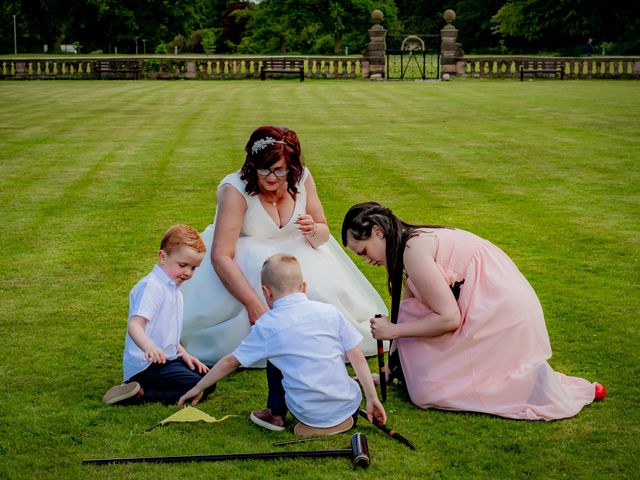 Wendy and Alan&apos;s Wedding in Market Bosworth, Leicestershire 4