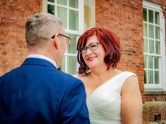 Wendy and Alan&apos;s Wedding in Market Bosworth, Leicestershire 15