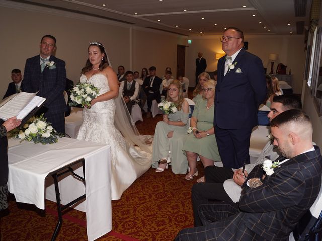 John and Andrea&apos;s Wedding in Manchester, Greater Manchester 20