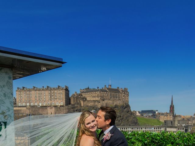 Tim and Bonnie&apos;s Wedding in Edinburgh, Lothian &amp; Borders 7