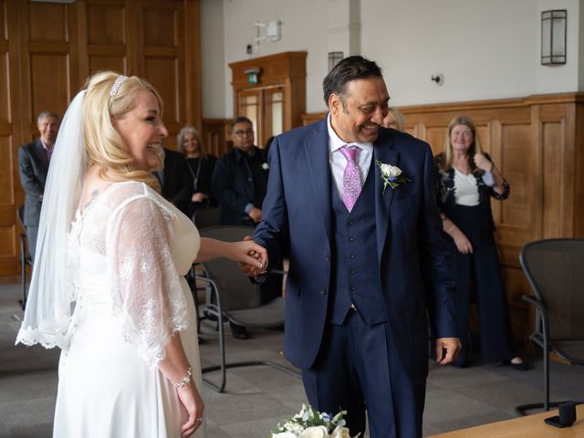 Nilesh and Georgina&apos;s Wedding in Herts, Hertfordshire 21