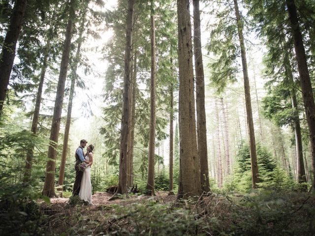 Adam and Jenny&apos;s Wedding in Lyndhurst, Hampshire 42