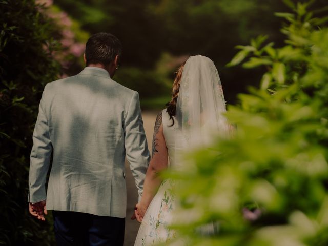 Adam and Claire's Wedding in Nr Worksop, Nottinghamshire 24