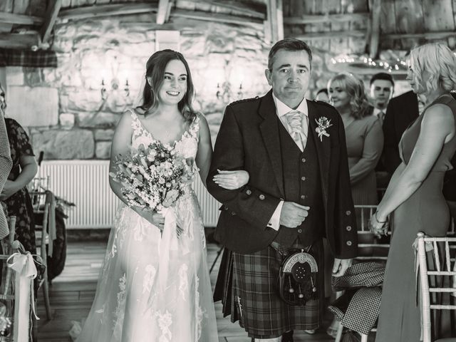 Steve and Jen&apos;s Wedding in Edinburgh, Lothian &amp; Borders 36
