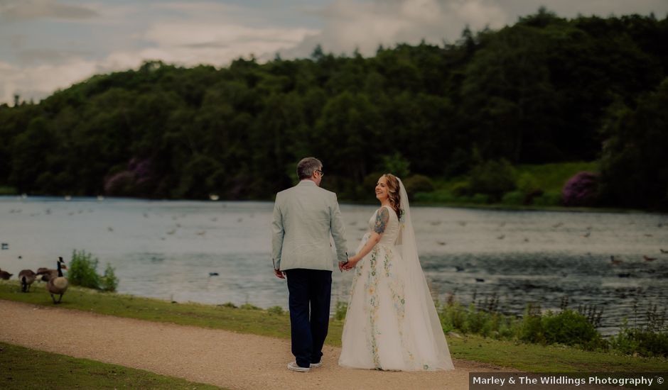 Adam and Claire's Wedding in Nr Worksop, Nottinghamshire