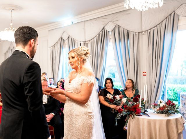 Adam and Antonia&apos;s Wedding in Kingston Upon Hull, East Riding of Yorkshire 88